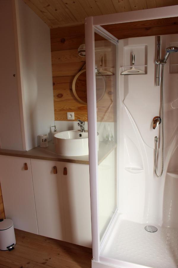 Chalet Esprit Zen Et Nature Avec Spa Сент-Илер-де-Рье Экстерьер фото